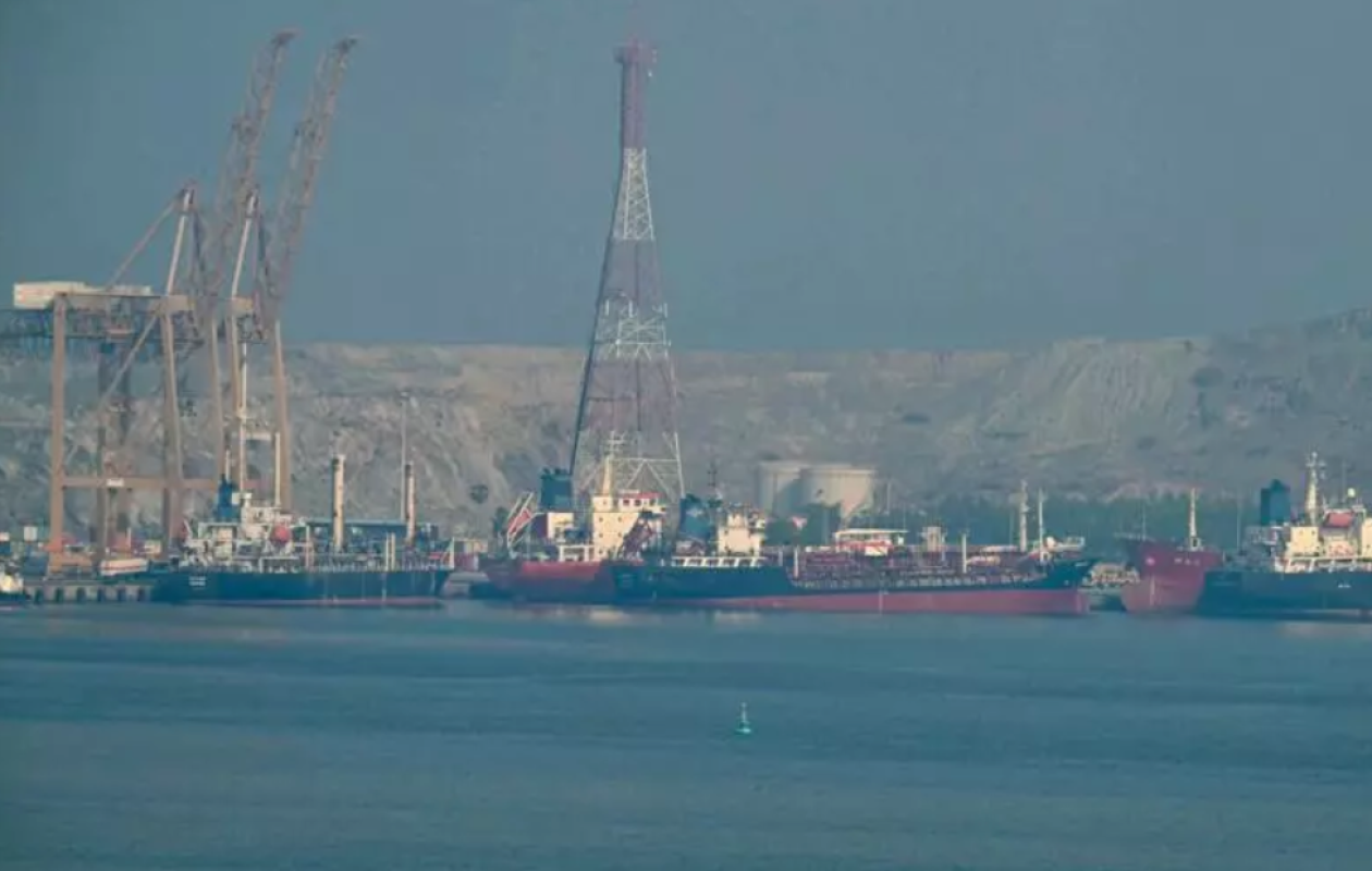 Escalade au Moyen-Orient : Trump menace de "détruire" tout navire forçant le blocus de l'Iran