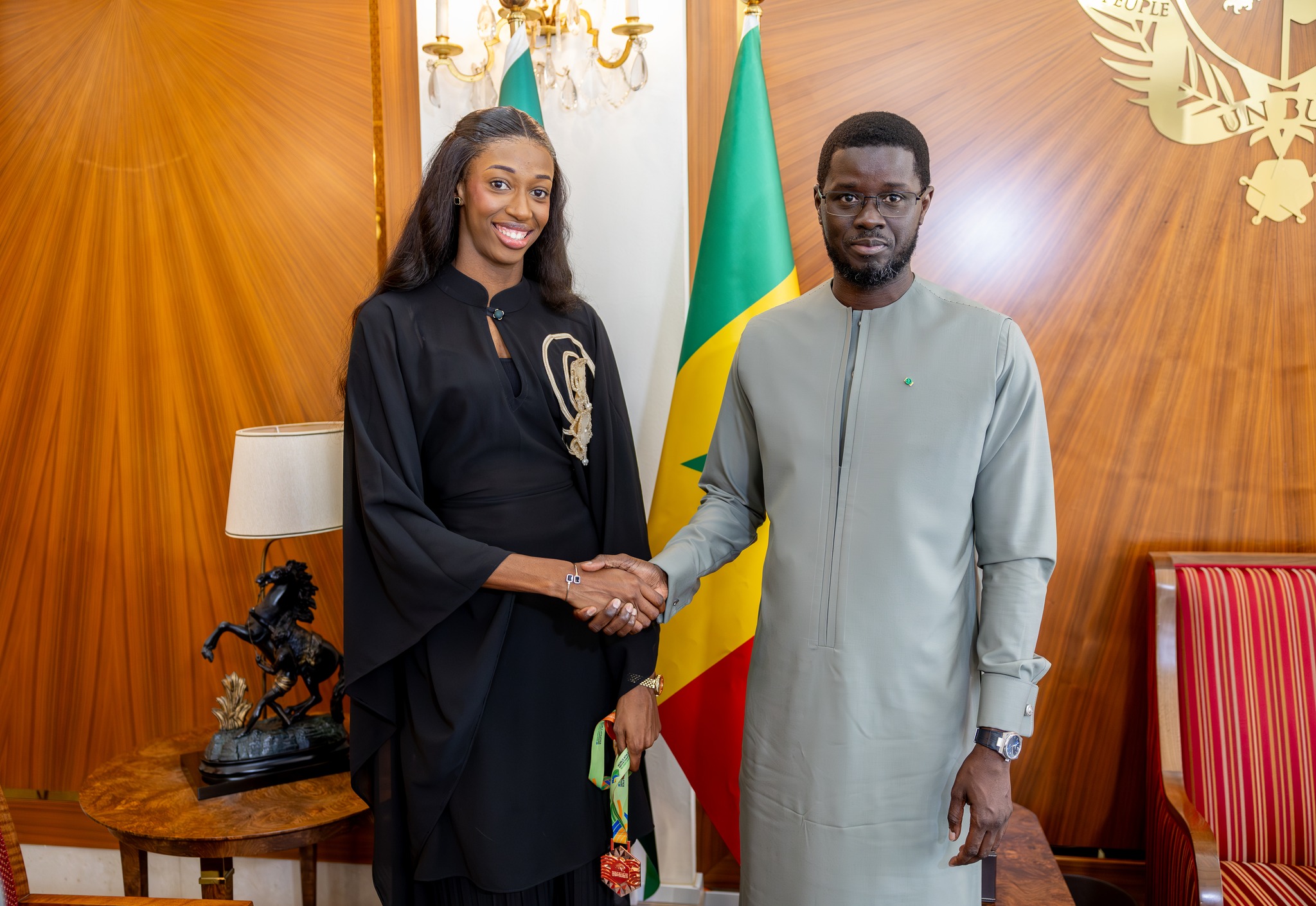 Diomaye Faye félicite Saly Sarr pour sa médaille mondiale