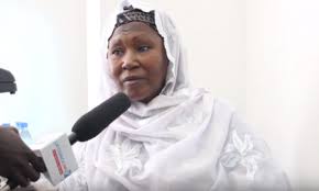 Vidéo - Fatou Tambadian, activiste Gambienne fait des révélations effrayantes sur les pratiques de Jammeh