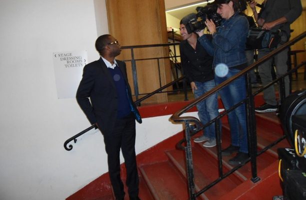 Youssou Ndour en mode tournage