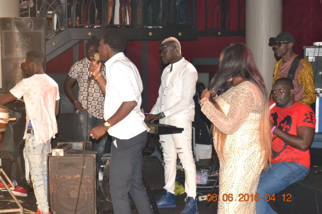 Les images de la soirée rakhass de Waly Seck au Dock Haussman