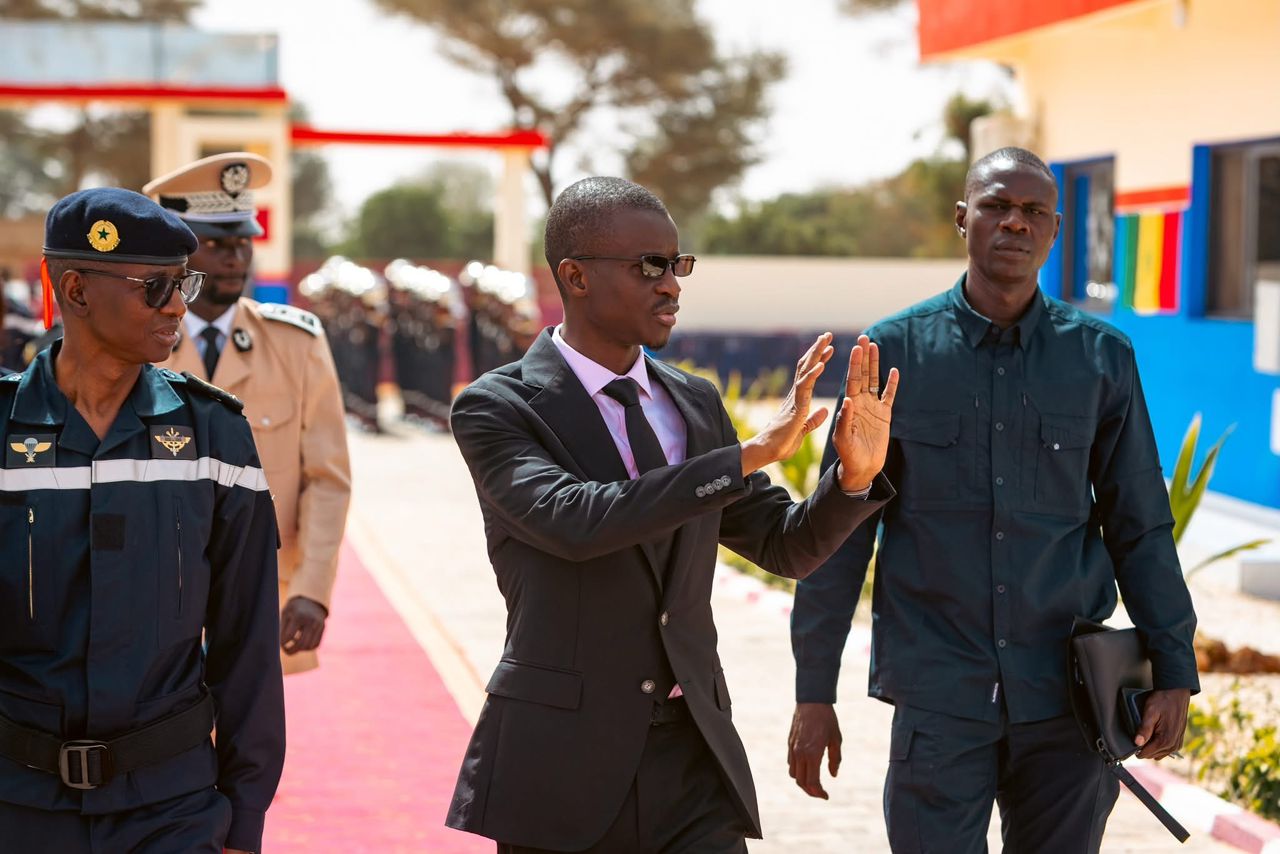 Ndiaganiao : le ministre de l’Intérieur inaugure une nouvelle caserne des sapeurs-pompiers