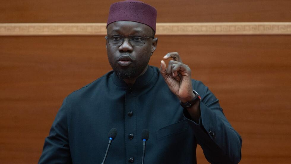 Sonko loue « le dévouement » et « la compétence » du nouveau Premier ministre Sonko loue « le dévouement » et « la compétence » du nouveau Premier ministre