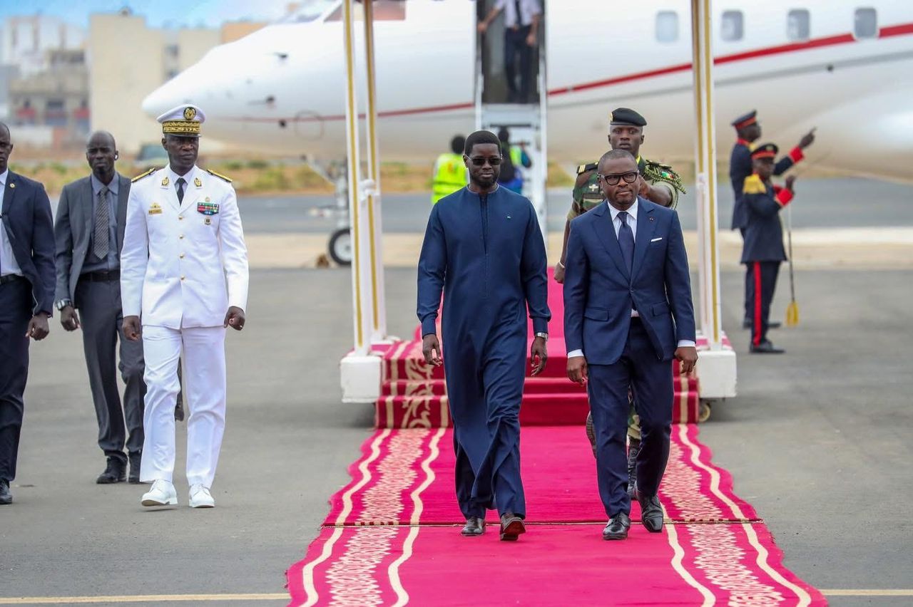 Visite officielle à Dakar : le président béninois Romuald Wadagni reçu par Bassirou Diomaye Faye