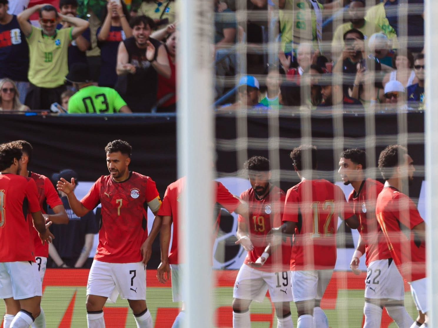 Mondial 2026 : l’Égypte surprend la Belgique et vire en tête à la pause