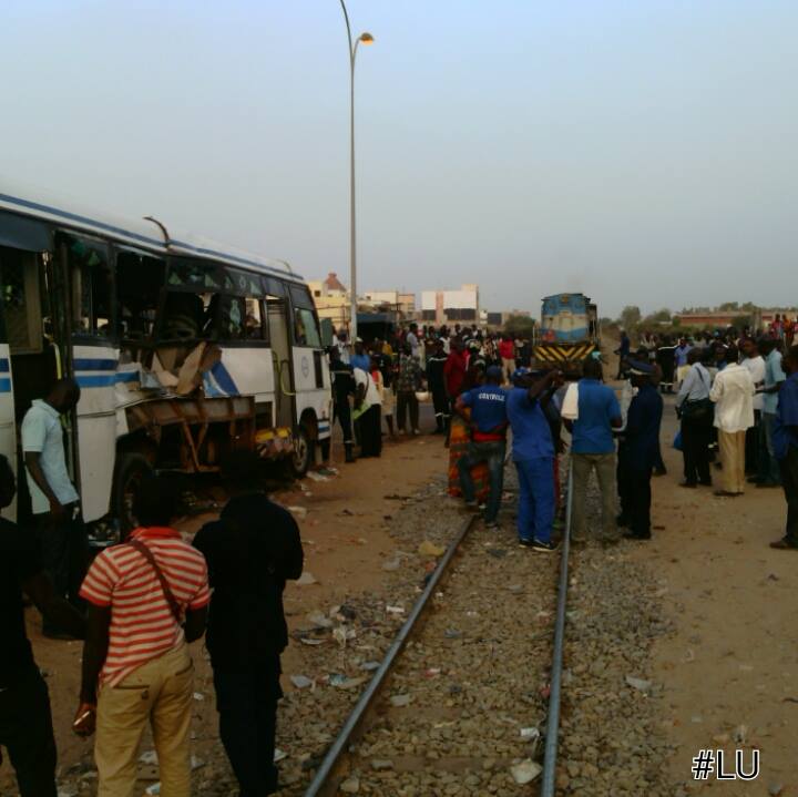 Collision entre un bus Tata et le Petit train bleu : 2 morts et plusieurs blessés 
