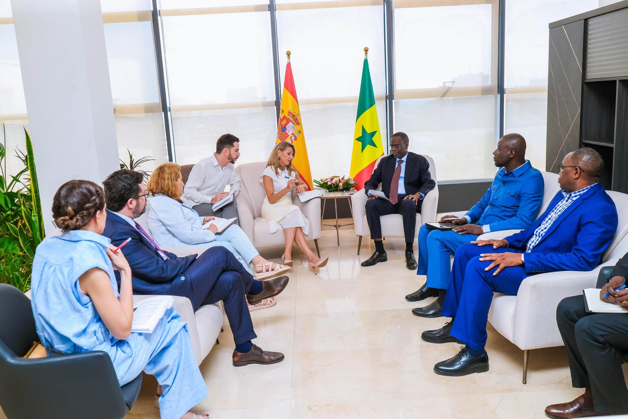 Coopération Sénégal-Espagne : le Premier ministre reçoit la vice-présidente du gouvernement espagnol