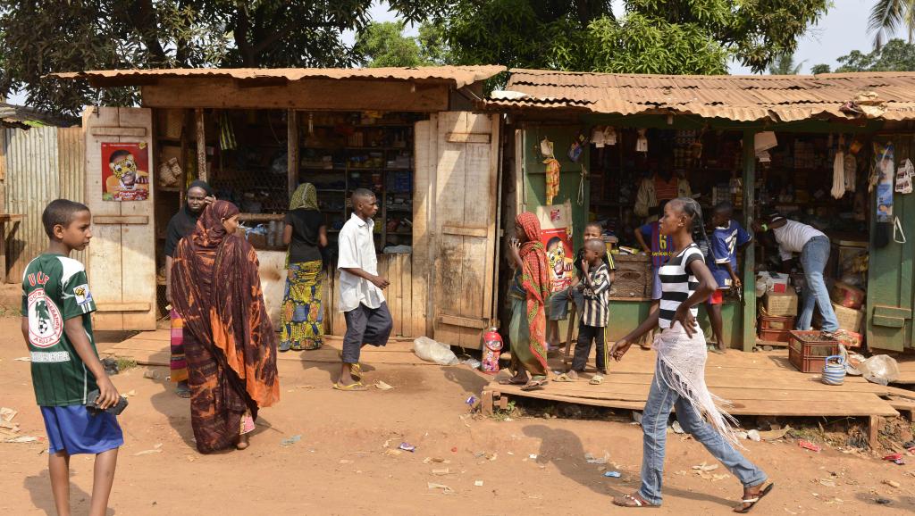 Centrafrique: des policiers toujours retenus en otage dans le PK5