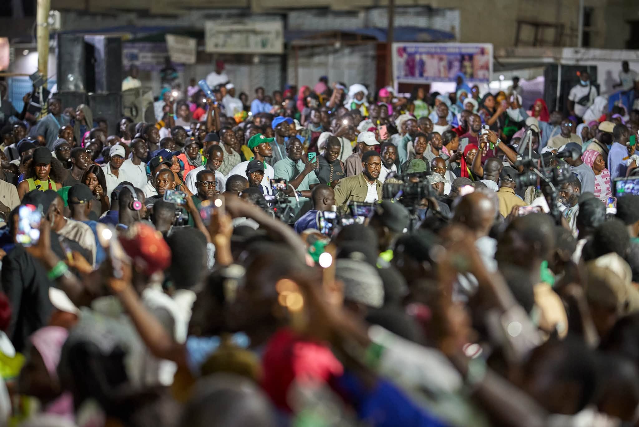 Mbacké en effervescence : Ousmane Sonko mobilise ses partisans avant un grand rassemblement politique