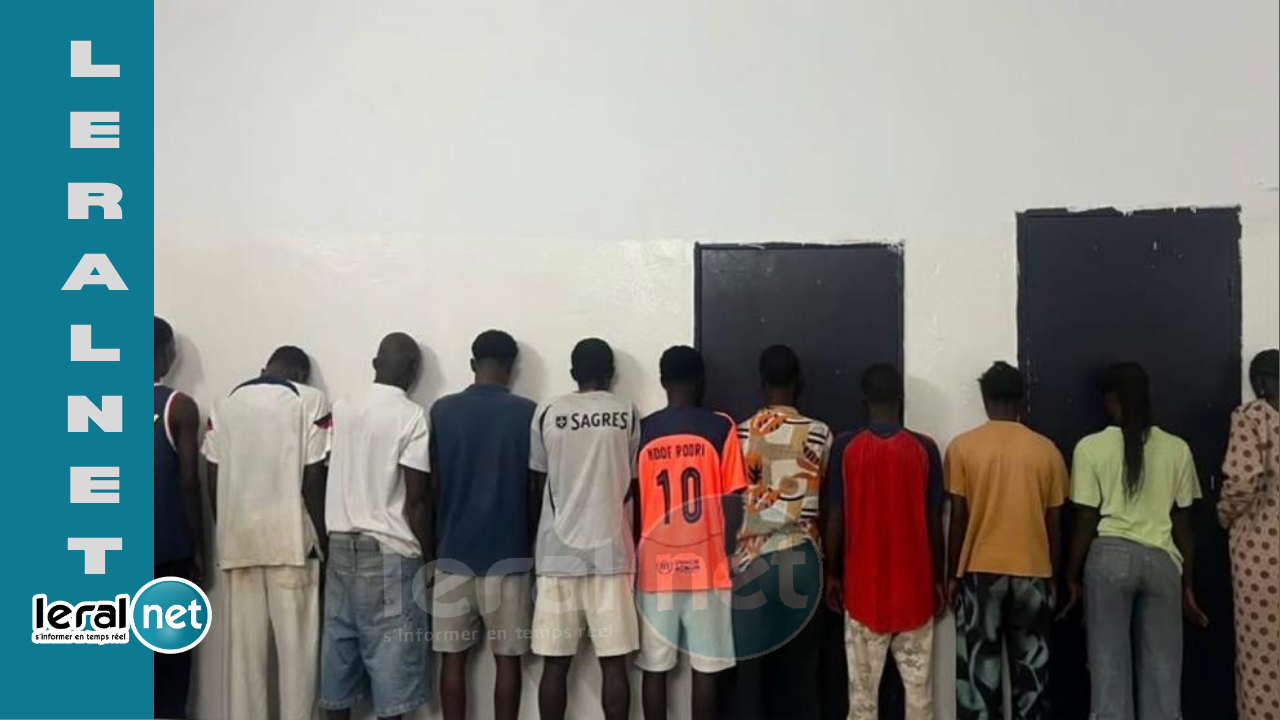 BFEM 2026 : onze candidats arrêtés à Bambey pour une présumée fraude via WhatsApp BFEM 2026 : onze candidats arrêtés à Bambey pour une présumée fraude via WhatsApp