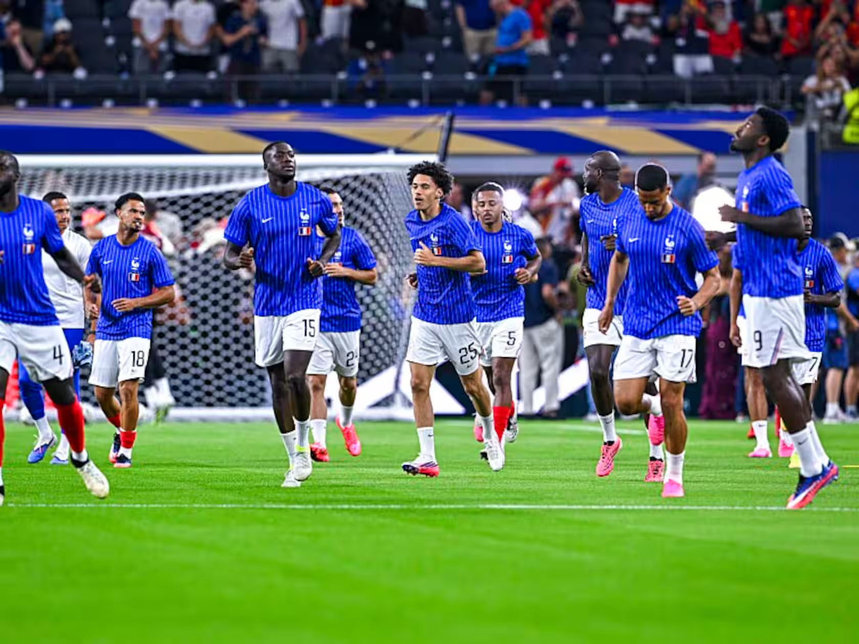 France/Angleterre – L’équipe des Bleus annoncée avec Mbappé à gauche