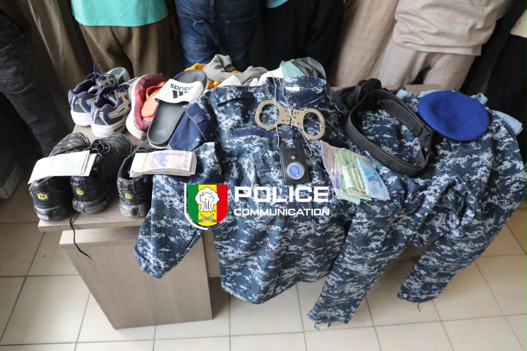 Dakar : neuf membres d’un gang de faux policiers déférés après le braquage de 50 millions FCFA à Fann-Hock