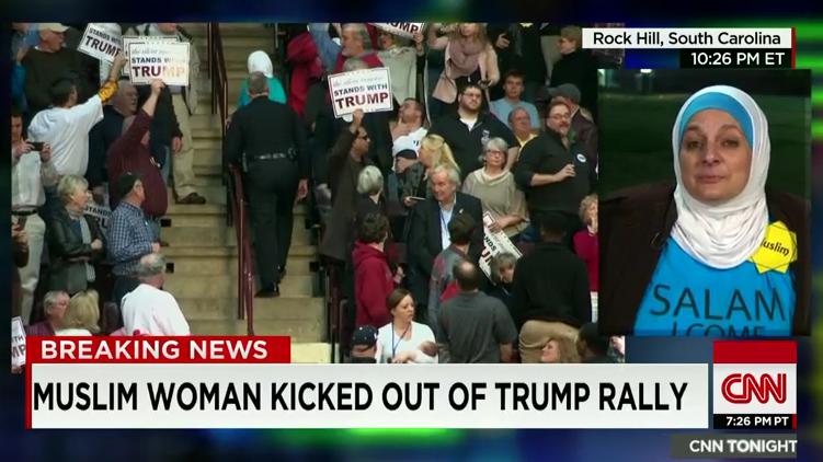 Une musulmane quitte un meeting de Donald Trump sous les huées