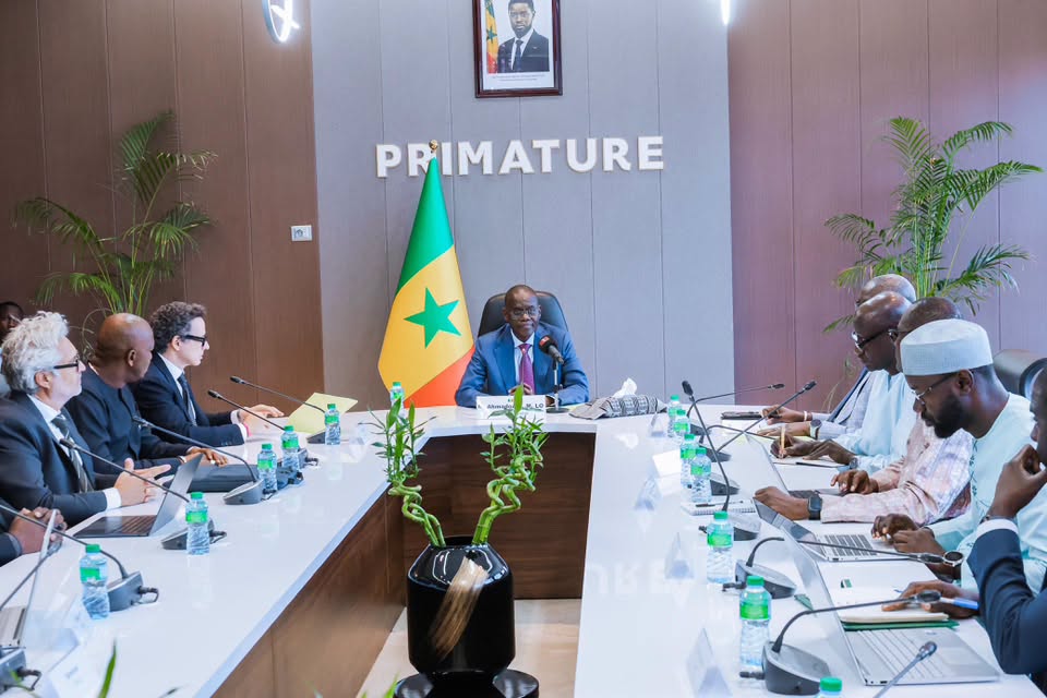 Le Premier ministre Al Aminou Lo fait le point sur le projet de l'hôpital Aristide Le Dantec avec Quantum Solutions