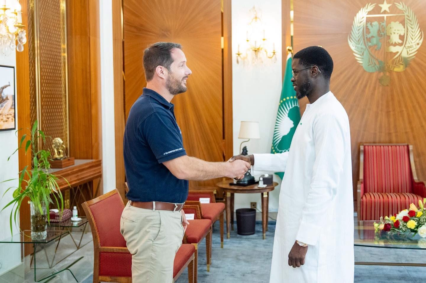 Sciences spatiales : la visite de Thomas Pesquet renforce les ambitions du Sénégal pour sa jeunesse