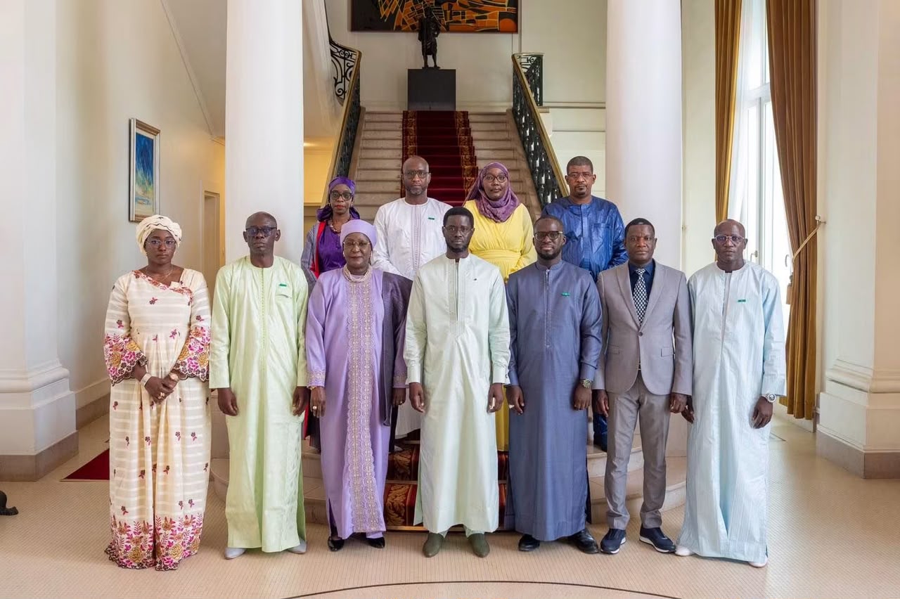 Bassirou Diomaye Faye reçoit les rapports 2023, 2024 et 2025 de la Commission nationale des Droits de l'Homme
