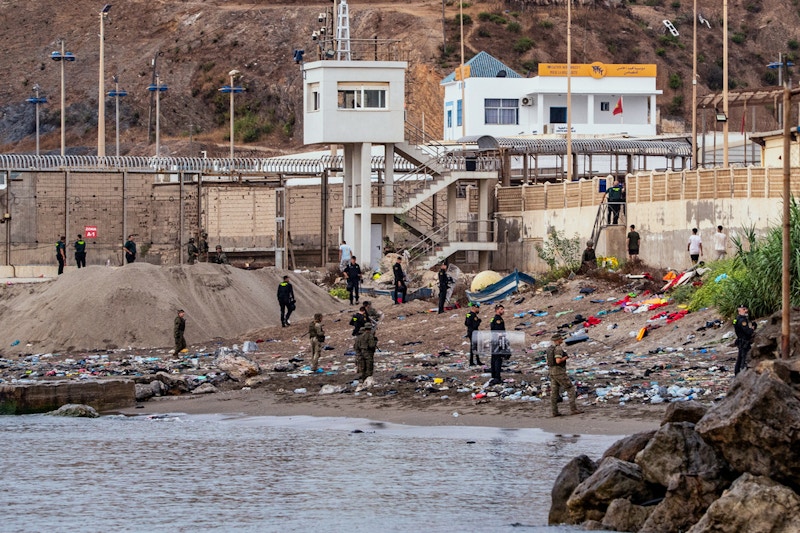 Ceuta: le nombre de morts revu à la hausse, une situation «quasiment» revenue à la normale