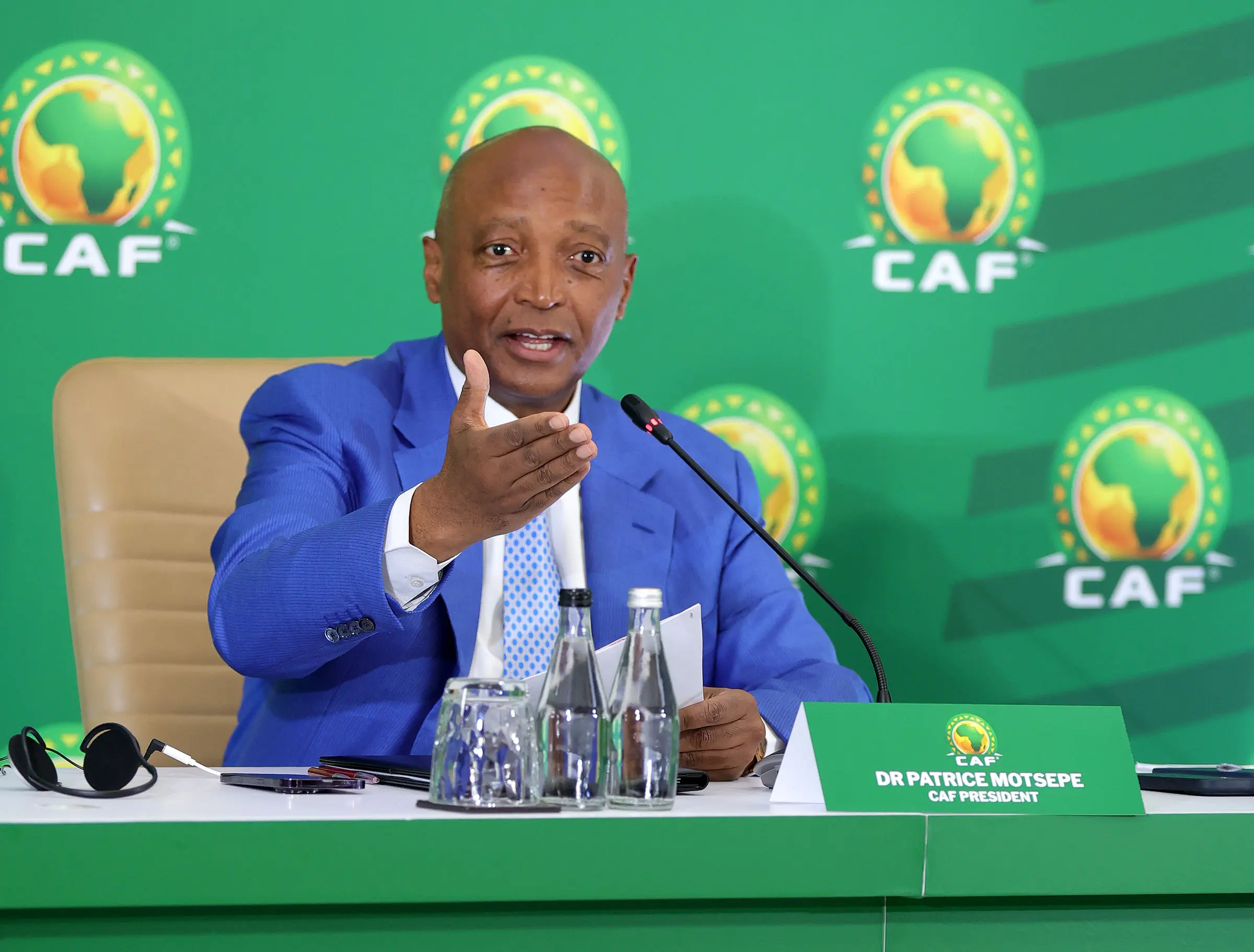 FIFA : Patrice Motsepe appelle les frondeurs à passer par les urnes pour contester Infantino