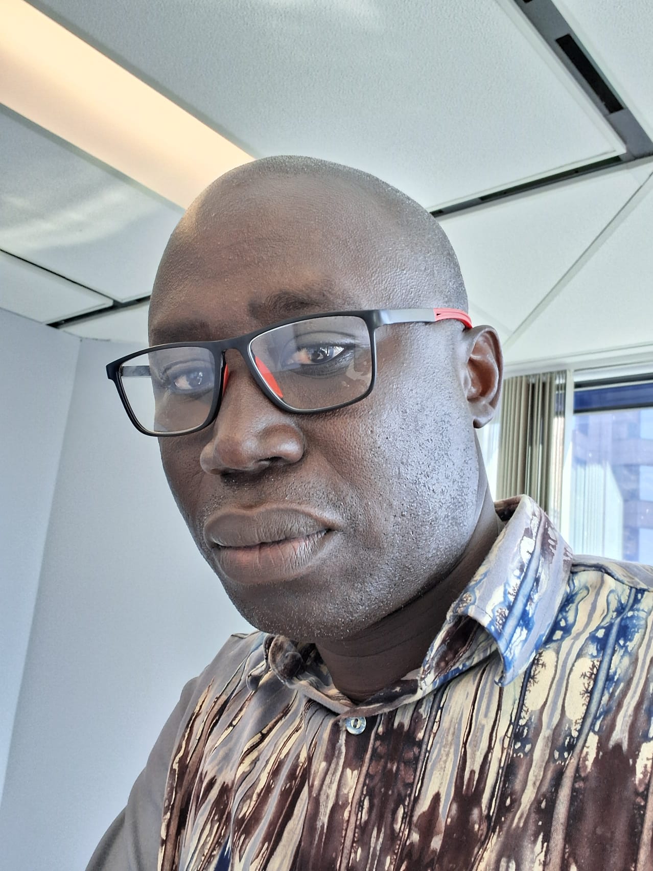 Le soleil ne s’importe pas : le Sénégal à l’heure de la souveraineté énergétique