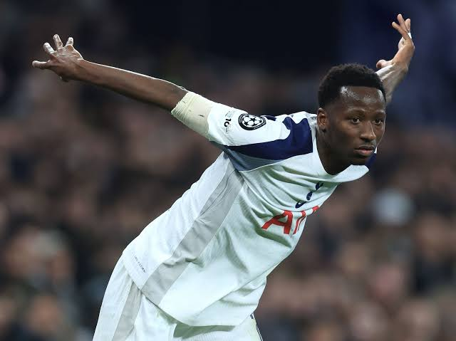 Tottenham : Pape Matar Sarr forfait pour l’ouverture de la Premier League