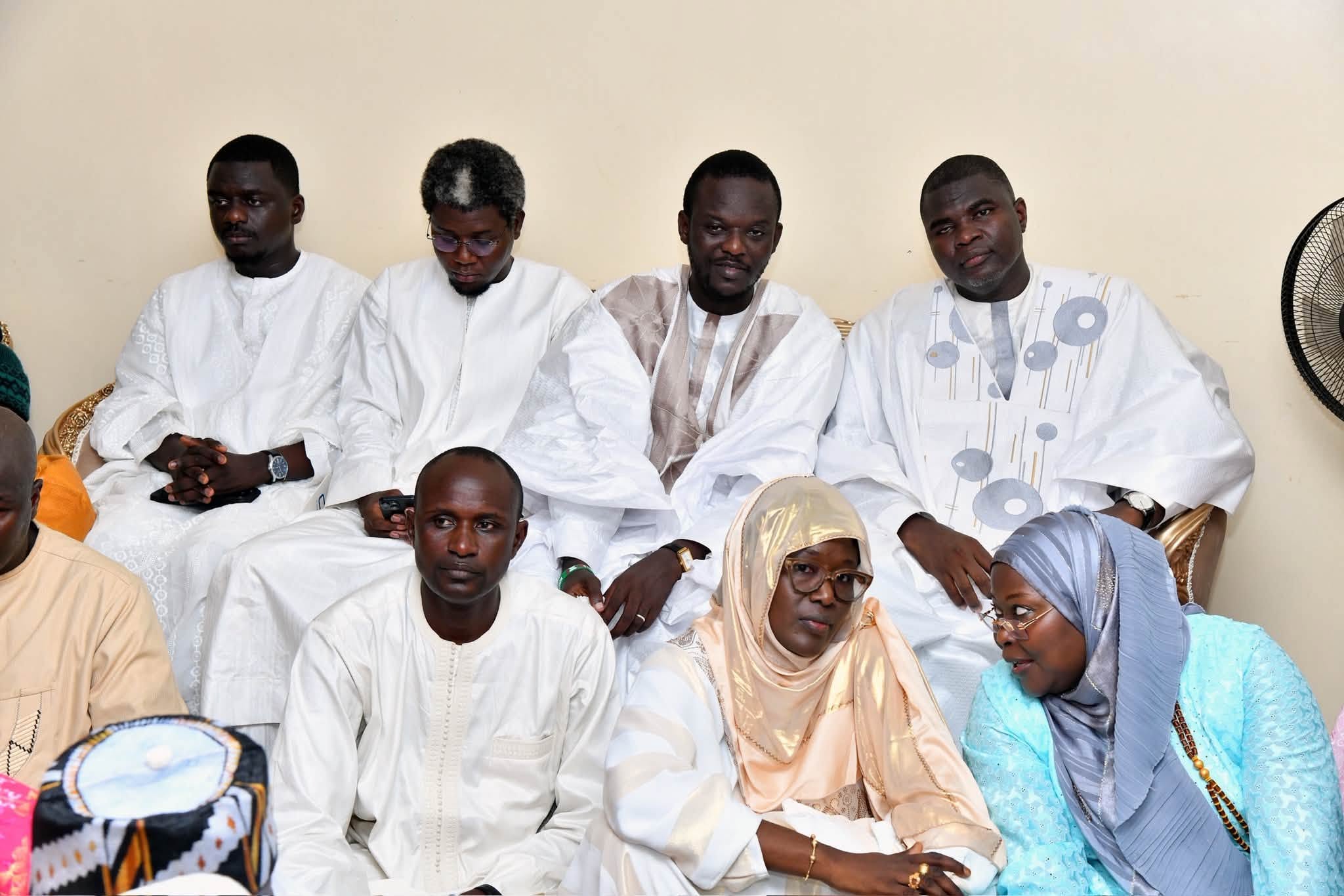 Thiènaba : Ousmane Sonko en visite chez le Khalife général Baye Serigne Assane Seck