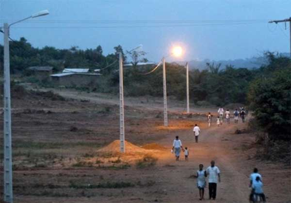 Électrification rurale : 15 localités de Kolda et Sédhiou accèdent à l’électricité
