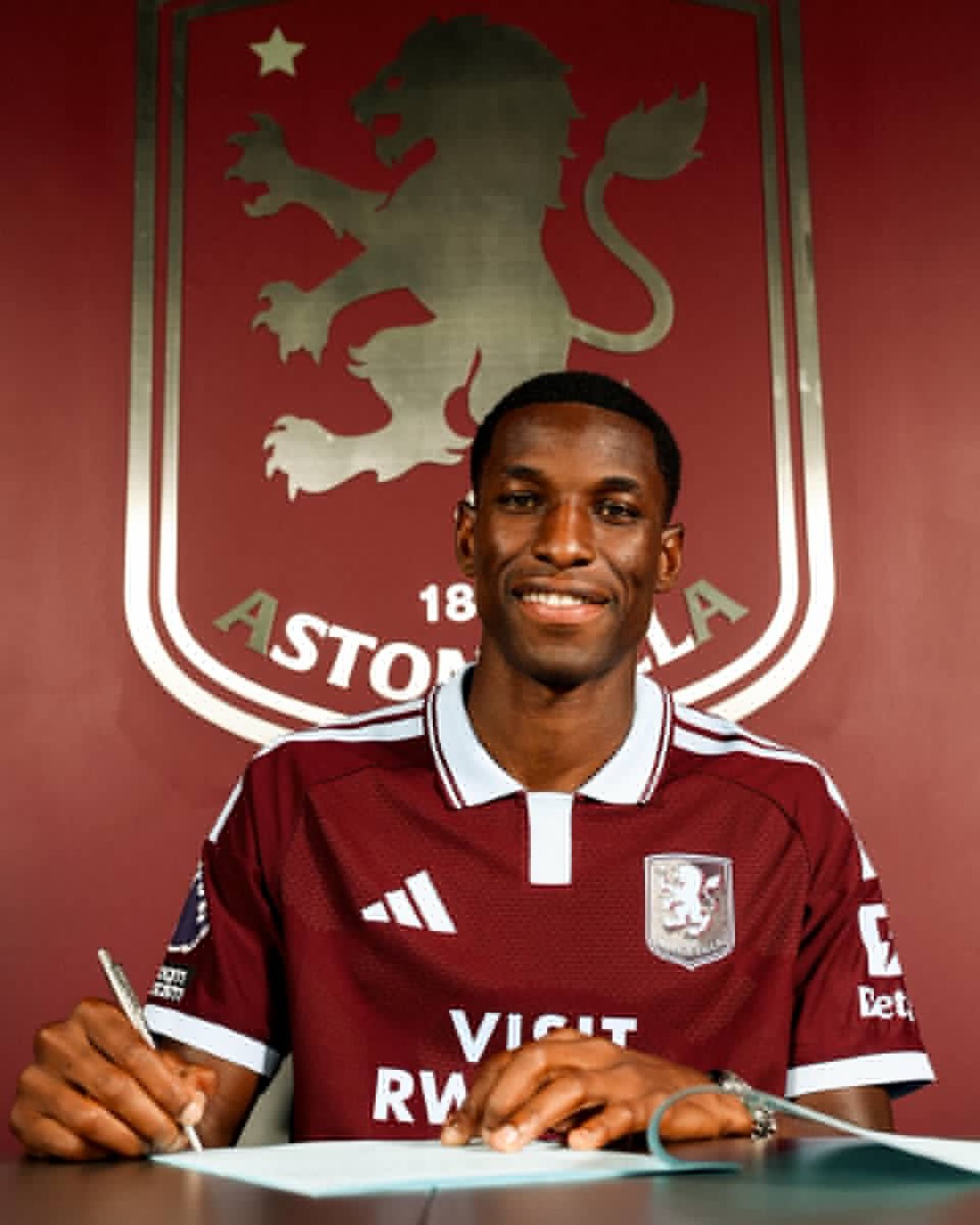 Nicolas Jackson : le Lion quitte Chelsea et retrouve Unai Emery à Aston Villa