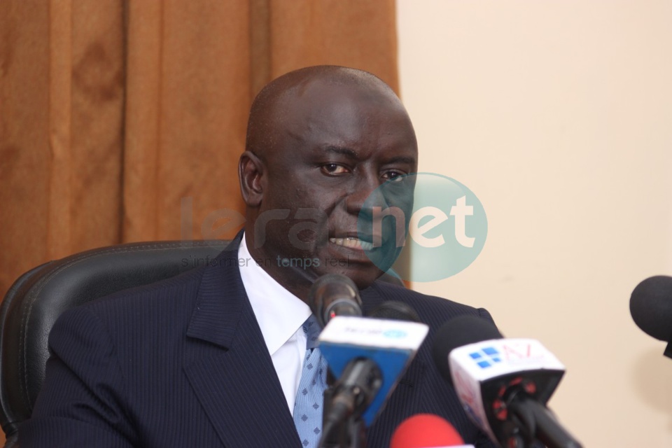 Macky/Karim: Que veut nous dire Idrissa Seck ? (par Haby Sirah DIA)