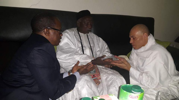 Après avoir accompagné Karim Wade, Me Madické Niang rentre discrètement à Dakar