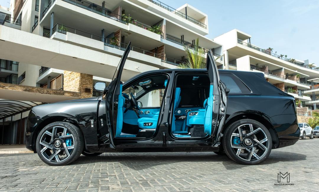 Luxe automobile : Mansour Ndao expose Rolls-Royce Cullinan et Ferrari Purosangue à Dakar