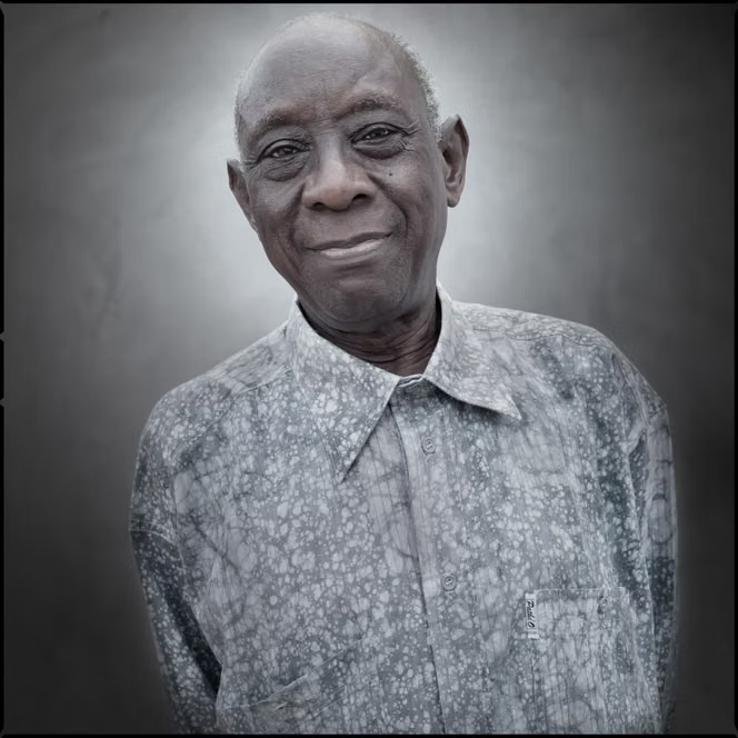 Cheikh Hamidou Kane tire sa révérence : le Sénégal perd une grande figure des lettres et du service public