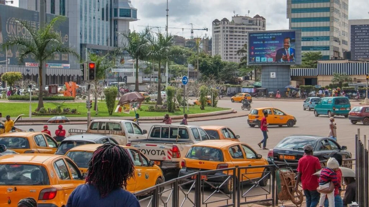Cameroun : la Banque mondiale accorde un prêt de 390 millions de dollars pour un corridor routier