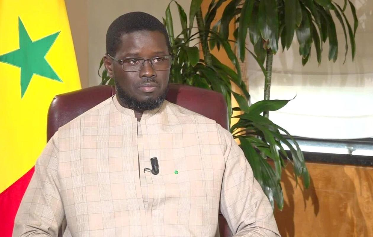 Disparition de Cheikh Hamidou Kane : Bassirou Diomaye Faye salue la mémoire d’un géant des lettres africaines