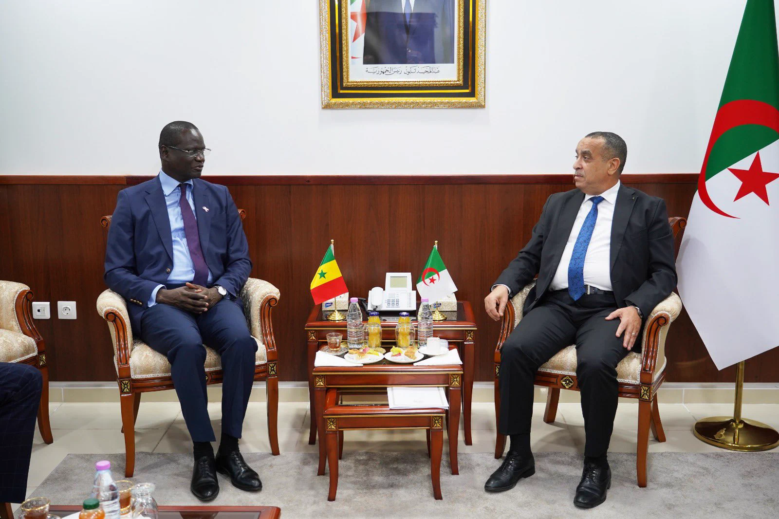 Le ministre de l'Énergie en visite de travail à Alger