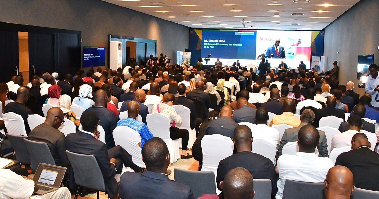 Électricité pour tous en 2029 : le Sénégal décroche 998 milliards de FCFA d’engagements