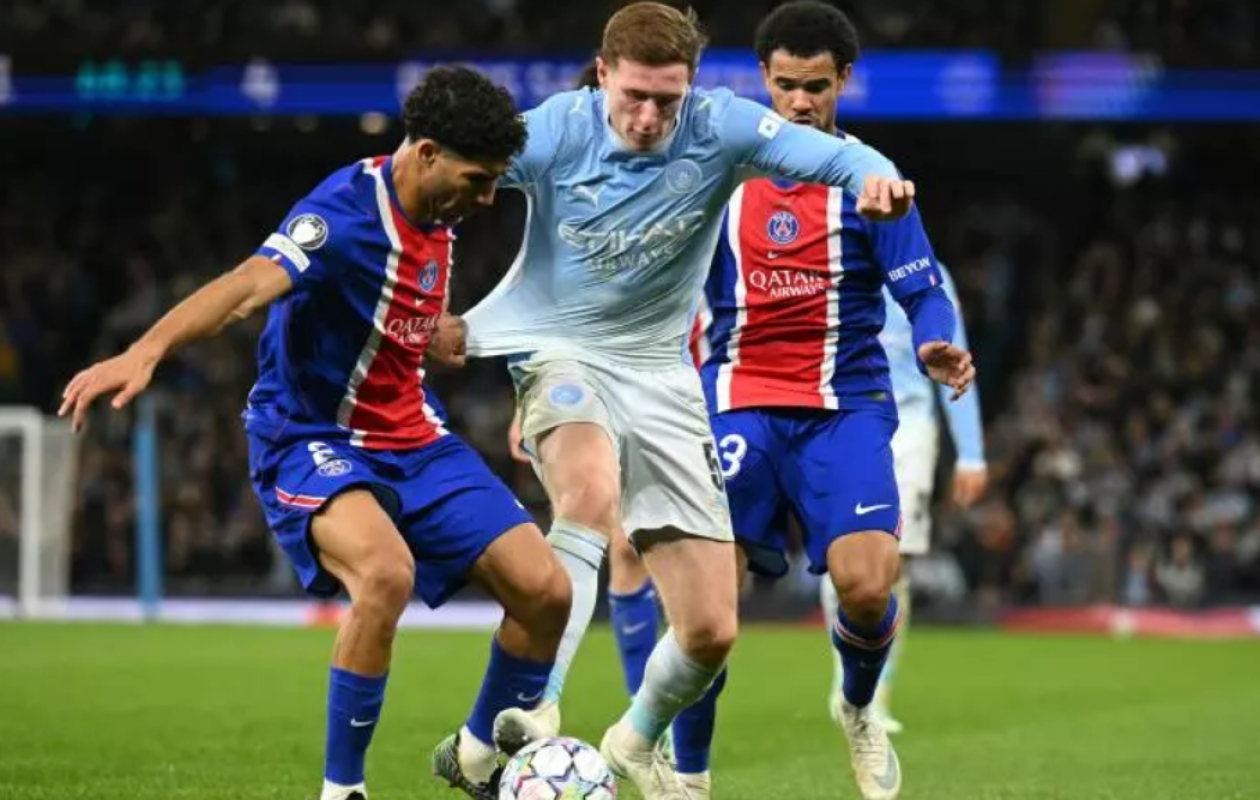 Le PSG frappe fort à Manchester City et séduit la presse européenne