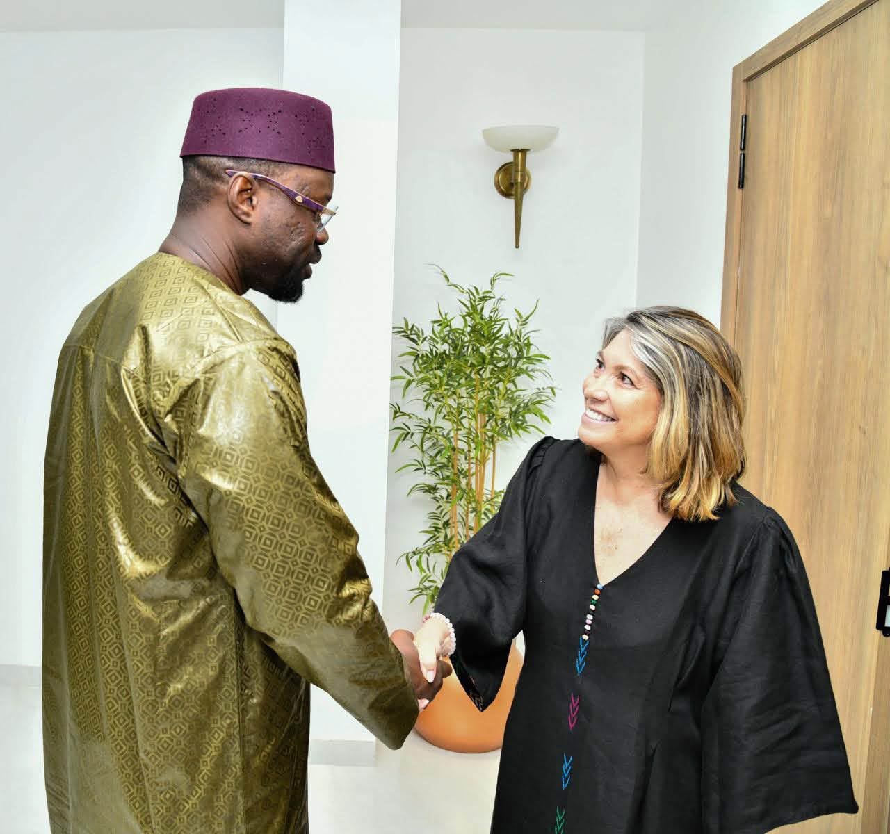 Assemblée nationale : Ousmane Sonko reçoit les ambassadeurs de France, d’Iran et de Chine