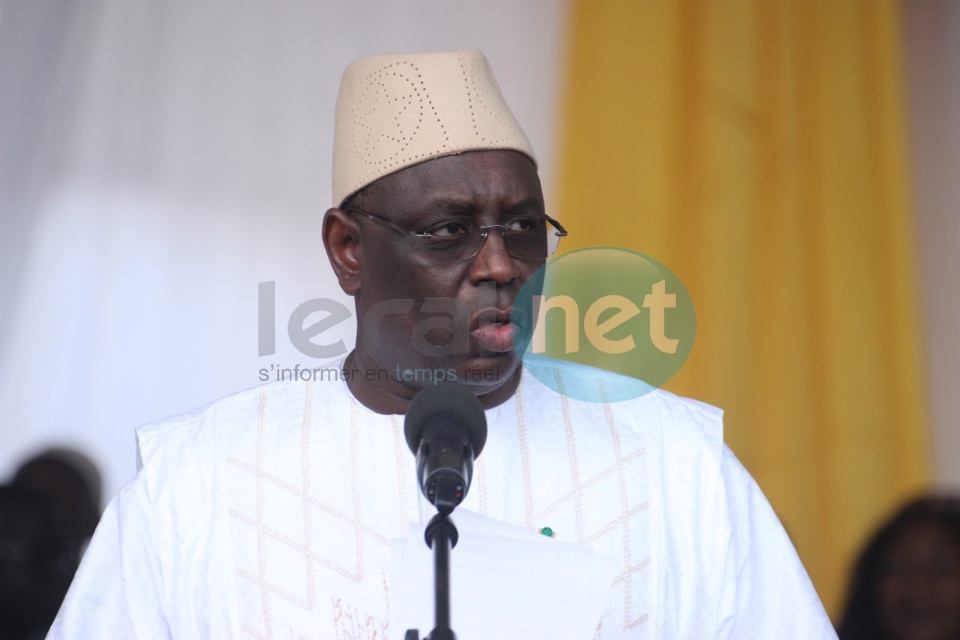 Images-Macky Sall inaugure une usine de pêche à Sangalkam