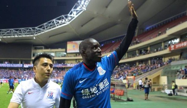 Demba Bâ après sa blessure : « Je n’arrête pas ma carrière »