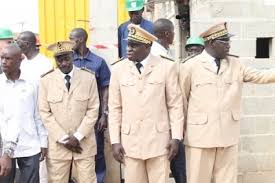 Uniformes de l’Administration et des paramilitaires : Macky change tout