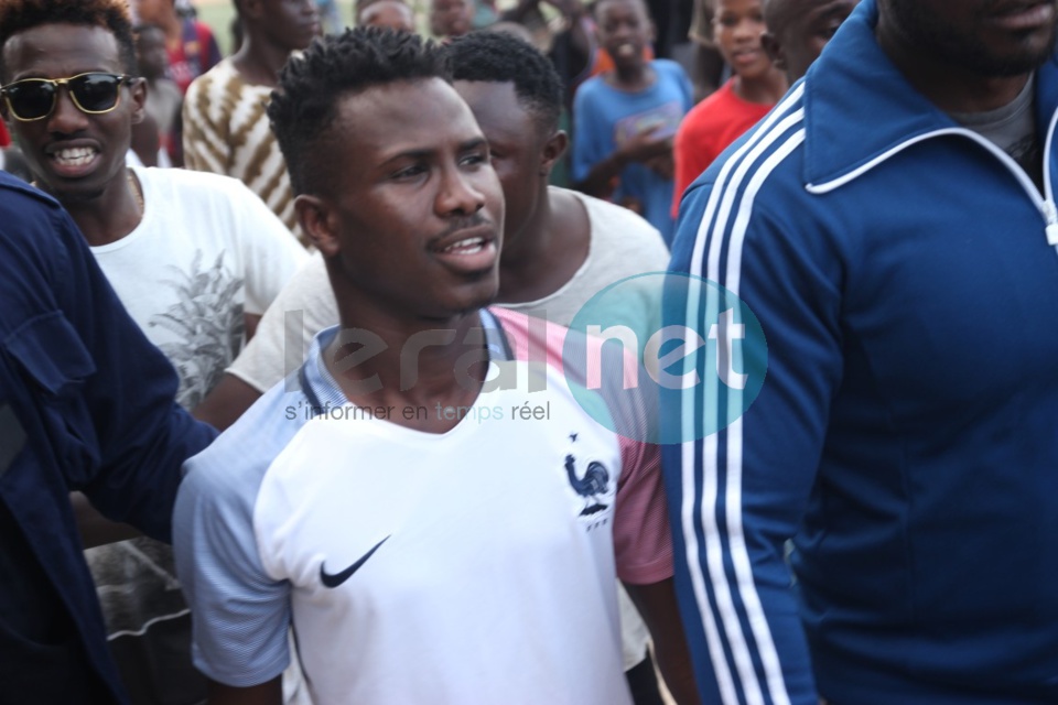 21 Photos-Les coulisses du match de gala rappeurs vs mbalakhmen