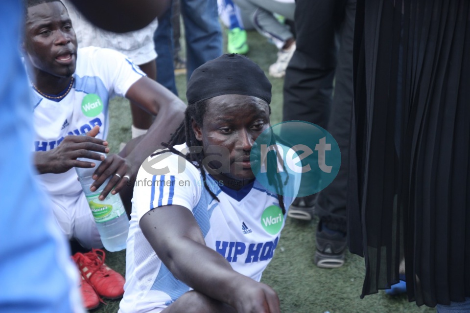 21 Photos-Les coulisses du match de gala rappeurs vs mbalakhmen