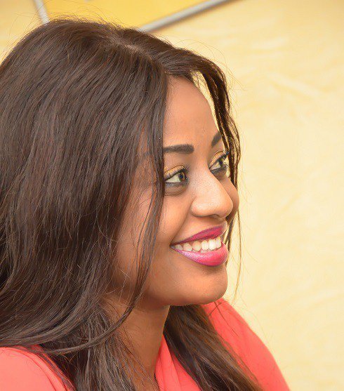 (04 Photos) Penda Ly, ancienne Miss Sénégal, toujours aussi rayonnante
