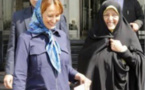 Ségolène Royal oublie qu’il est interdit de serrer la main des hommes en Iran