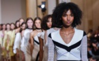 Photo : Aiden, la fille de Katoucha, défilait hier pour la première fois à Paris pour Roland Mouret