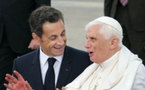 Vidéo / Visite de pape Benoît XV à Paris : Devant le pape, Sarkozy plaide pour une «laïcité positive»