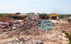 Destruction de produits périmés par le ministre du Commerce Alioune Sarr (images)