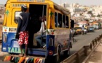 Vidéo- Humour: Un homme déguisé en singe dans un car rapide et tout le monde détale