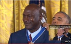 Barack Obama rend hommage à Michael Jordan  
