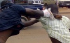Guédiawaye:  Un garçon de 20 ans assène plusieurs coups de couteau à son père 